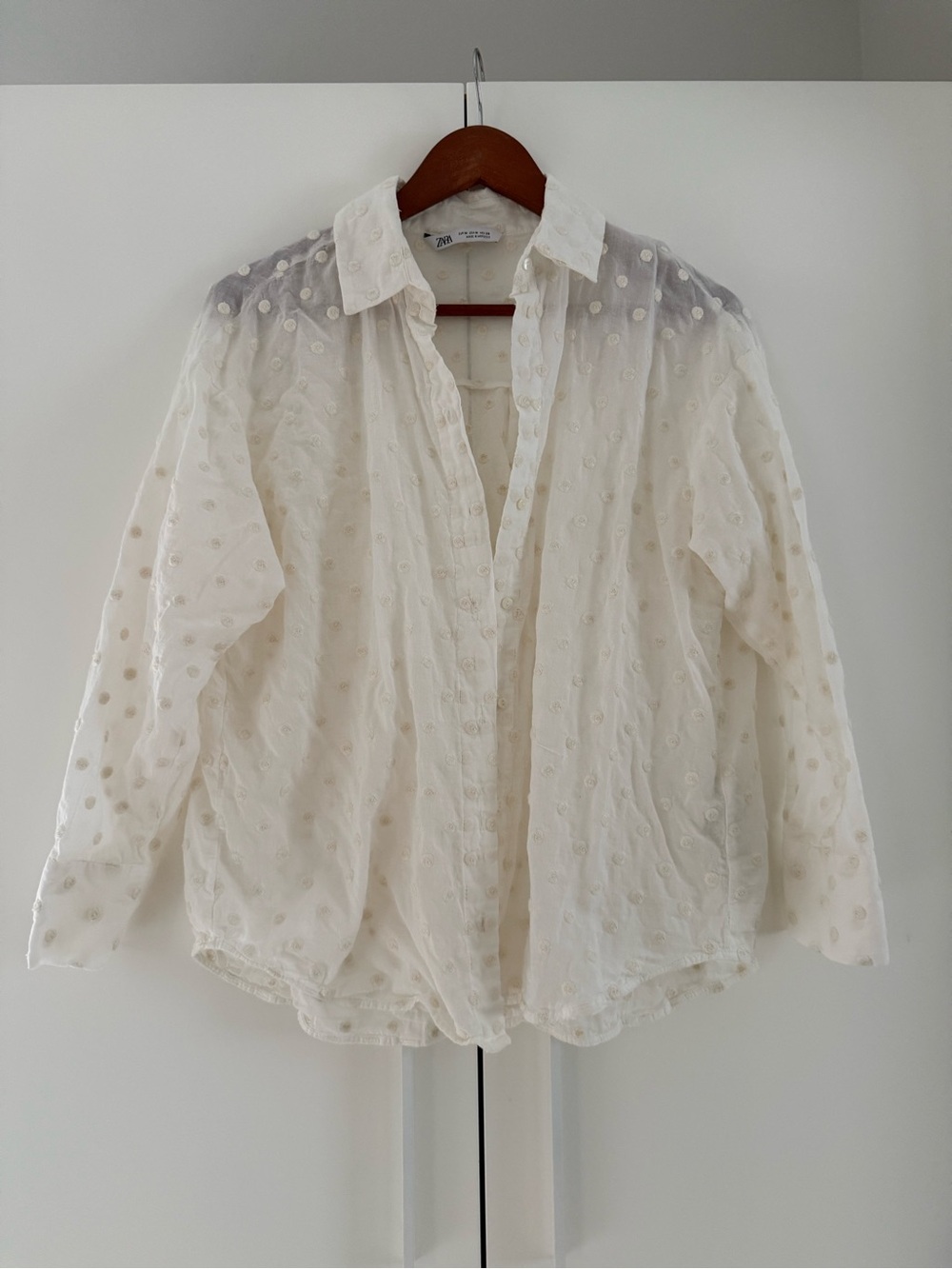 ZARA - Lightweight White Embroidered Button-Up Shirt